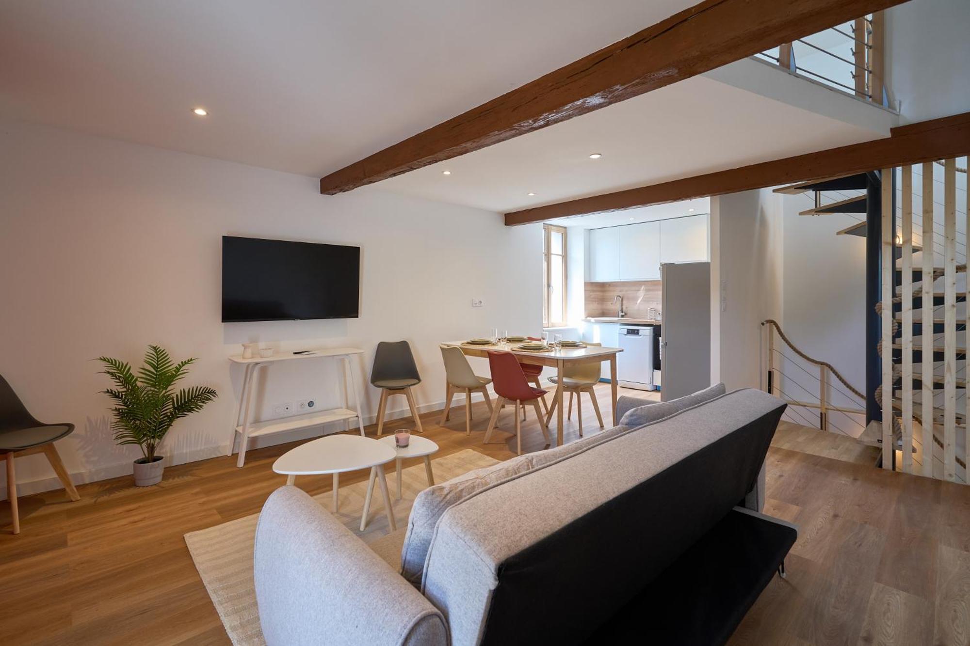Le Rempart Harmonieux - Triplex Au Pied De La Cite Apartment การ์กาซอน ภายนอก รูปภาพ